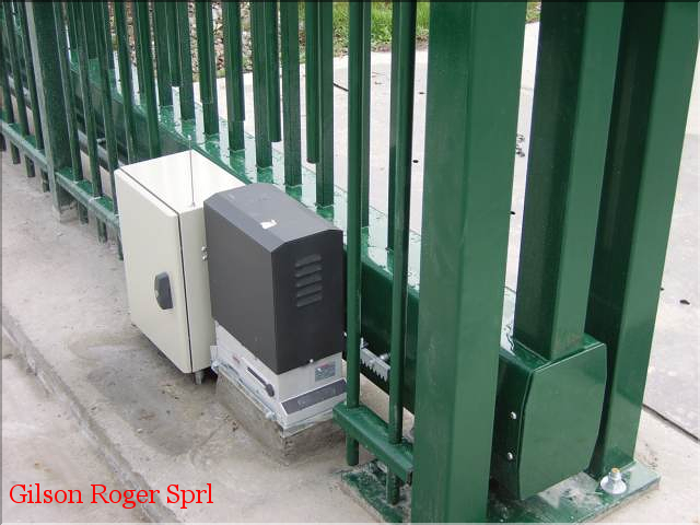 Portail coulissant industriel wavre ferronnerie Namur Gilson roger 03