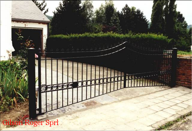 Portail fer forgé Jambes ferronnerie Namur Gilson roger  01