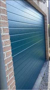 Porte sectionnelle stucco ligne bleu sprl Gilson Roge r01